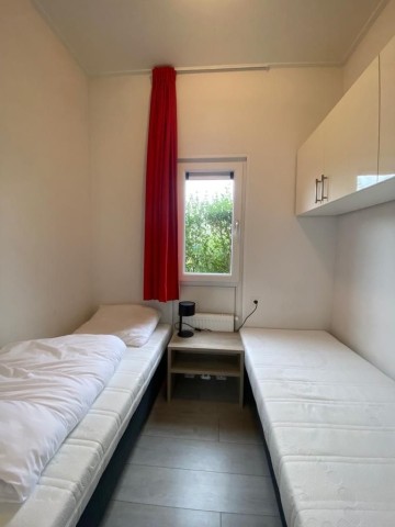 zweites Schlafzimmer mit zwei Einzelbetten