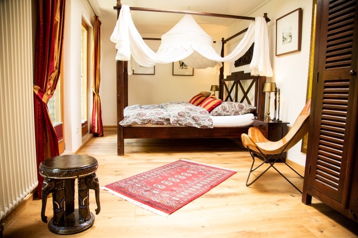 Schlafzimmer Kolonial