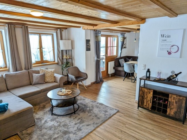 Wohnbereich mit offener Küche