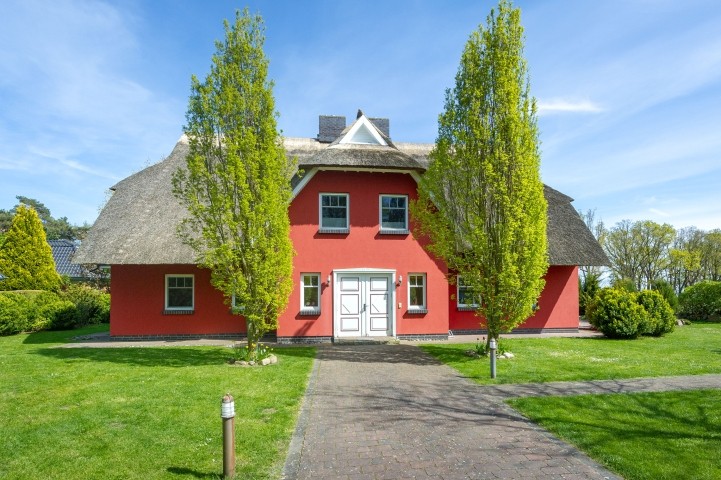 Reethaus "StrandZeit" in Lobbe