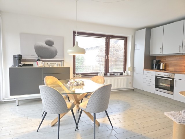 Küche und Essbereich