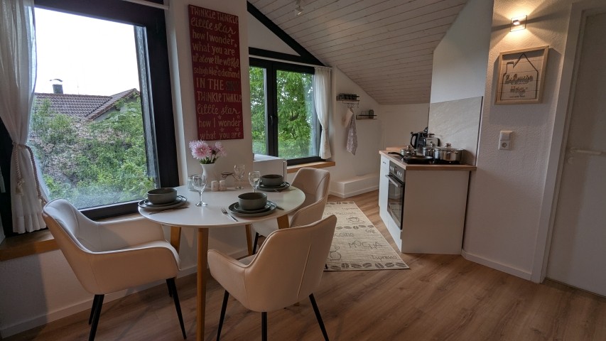 Küche mit Essbereich