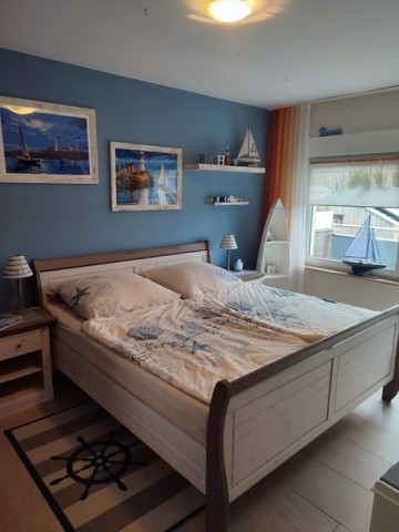 Schlafzimmer mit Balkon / Meerblick