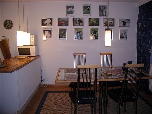 Küche mit Essbereich