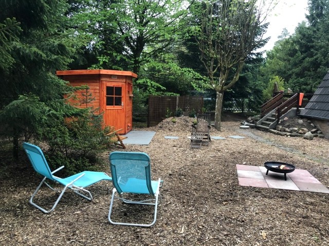 Sauna Feuerkorb mit Liegen 