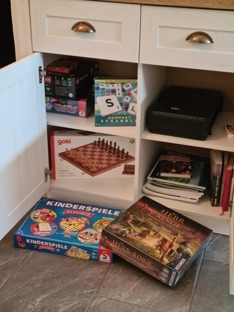 Spielesammlung für groß und klein im EG
