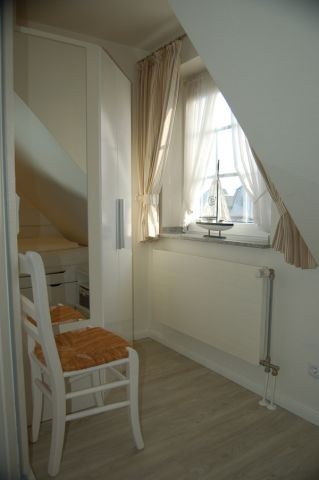 Schrank Einzelzimmer