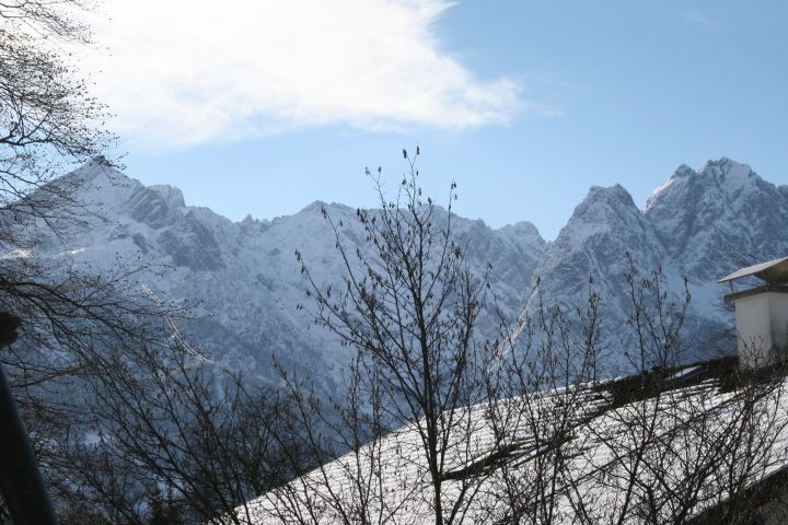 Blick zum Wettersteingebirge mit Alpspitze und Waxenstein