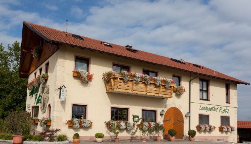 Urlaub Mit Herzlichkeit Im Hotel Landgasthof Ratz