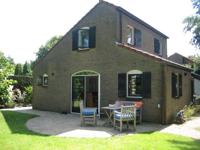 Haus Hinten Haus Hinten