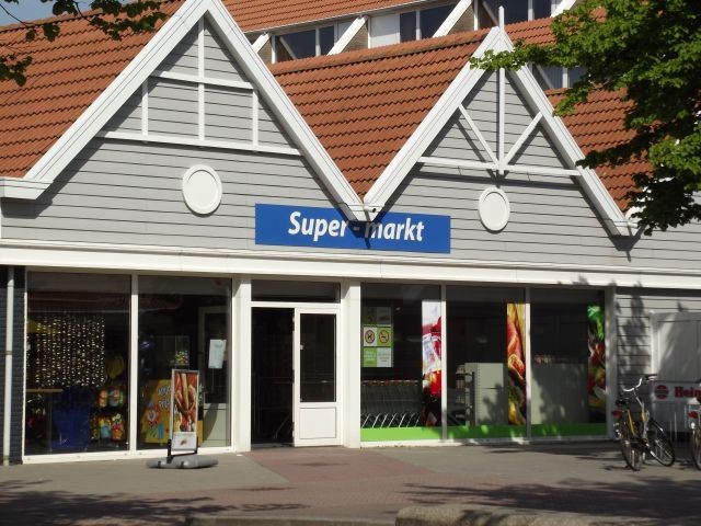 Supermarkt im Zentrum des Parks