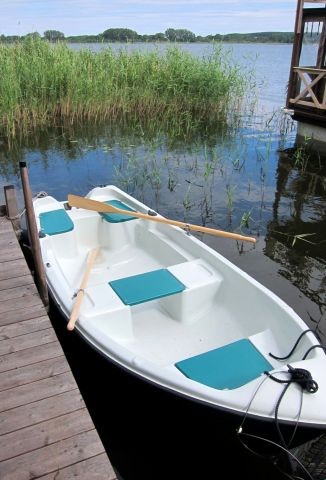 Ruderboot inklusive, Motorboot mietbar