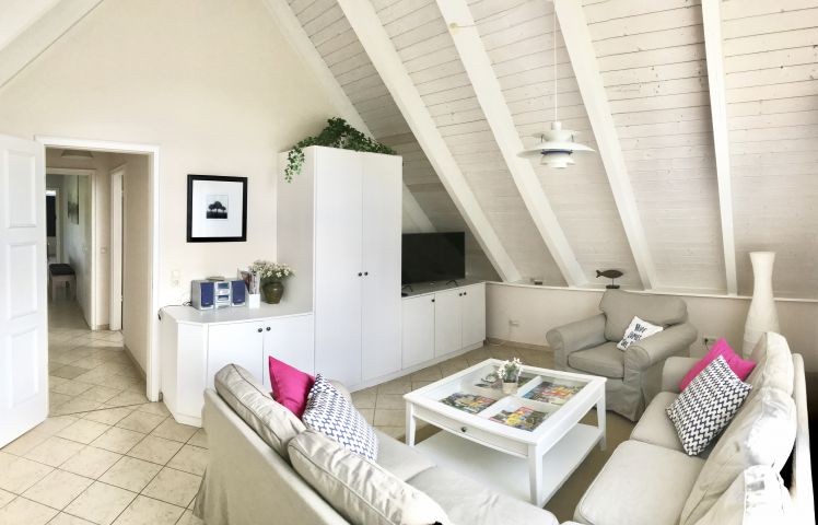Wohnraum mit SAT-TV