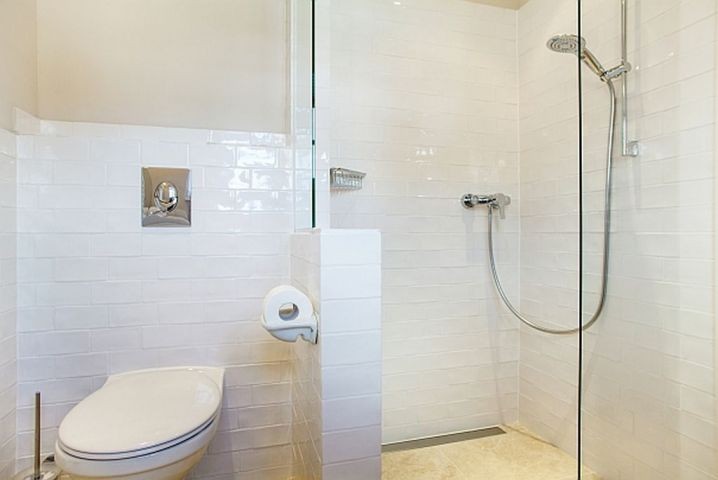 Badezimmer 1