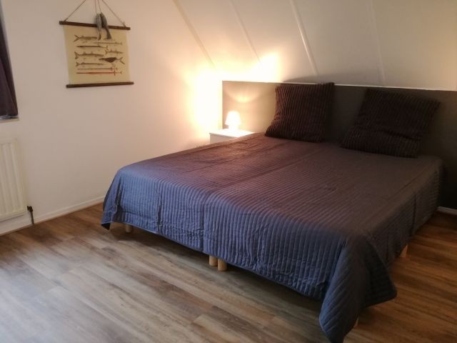 Schlafzimmer mit Doppelbett (1,80 x 2,00 m) im OG 
