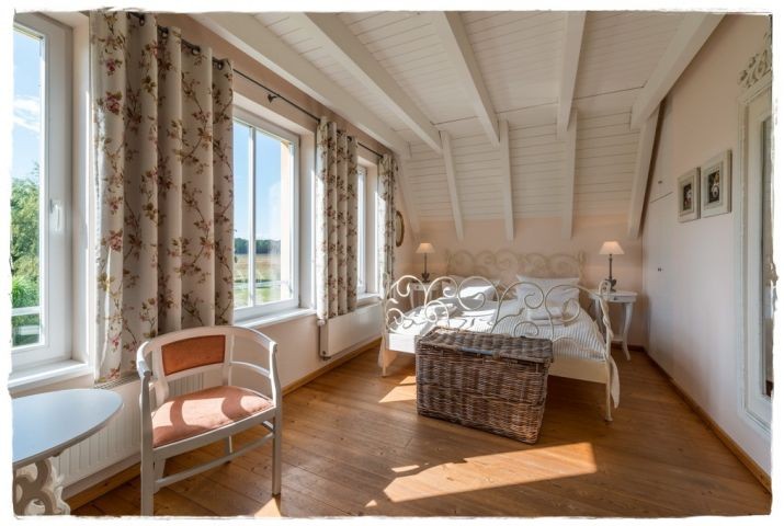 Schlafzimmer 1. OG 