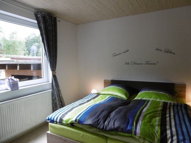 Schlafzimmer III