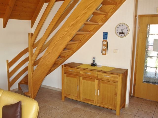Treppe und Kommode