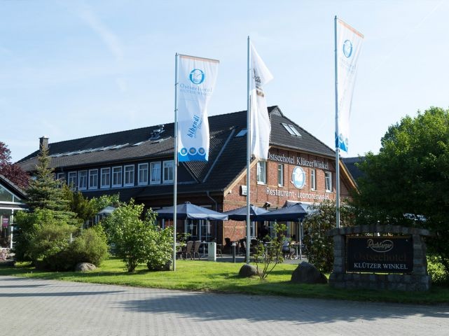 Hotel mit Restaurant auf dem Gelände
