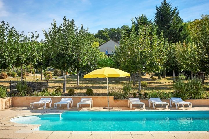 Ferien Haus mit Pool