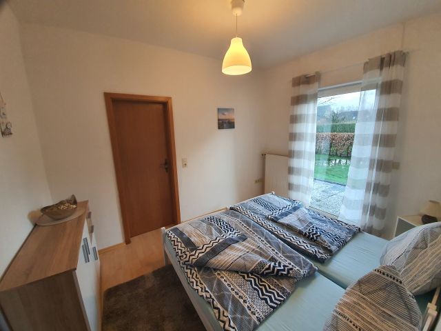 Schlafzimmer 2 Einzelbetten 90 x 190 cm