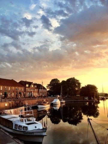 und auch den alten Hooksieler Hafen