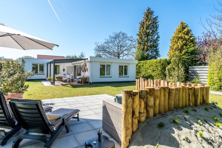 Schönes Ferienhaus mit 2 Badezimmer, nahe Strand/Dünen, sonniger Garten