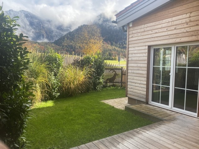 5 Pfoten Ferienhaus mit viel Privatsphäre und eingezäuntem Garten