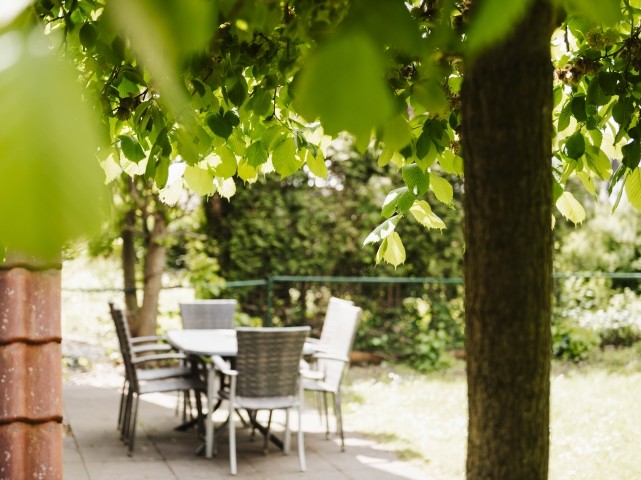 Großes Ferienhaus mit Garten direkt am See
