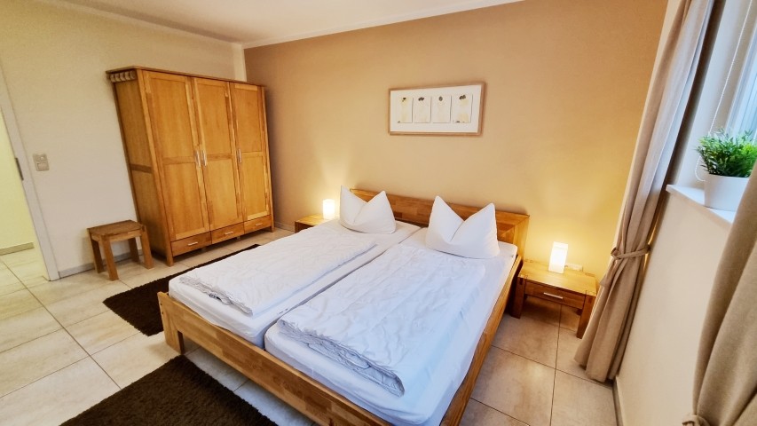 Traumhafte Ferienwohnung "Baltic Sunrise" mit Garten an der Ostseeküste