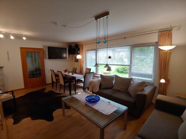 Ebenerdiges Ferienhaus mit großem eingezäuntem Garten