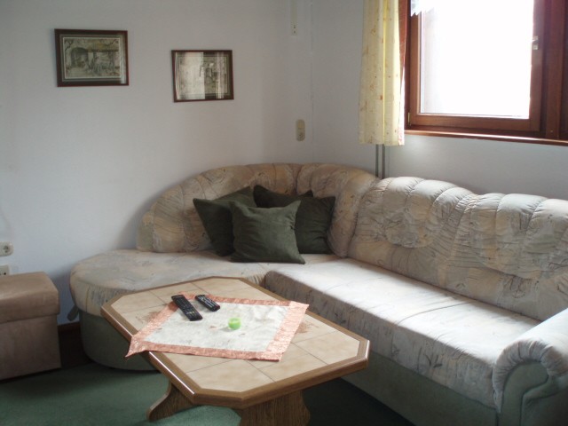 Wohnzimmer 4b