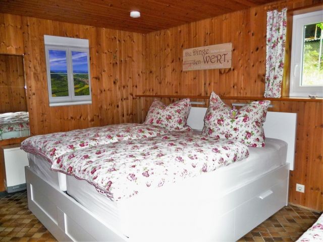 1. Schlafzimmer