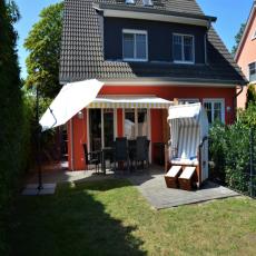 Großzügige DHH  2-6 P. zentral&ruhig Garten/Sauna/Kamin