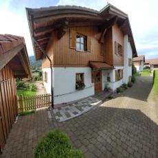 Ferienhaus mit Bergblick. Whirlpool, Sauna, Infrarotkabine i ...