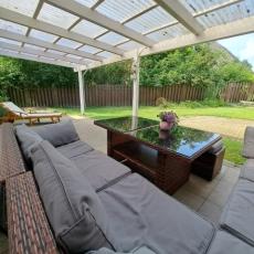 Ferienhaus mit Garten, 10 Minuten zufuss zum See, 