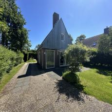 Ferienhaus in Strandnähe mit umschlossenen Garten ,no125