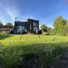 GREEN VILLA in bester Lage +  großer Garten + Zaun + Meerbl ...