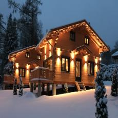 5 Sterne Blockhaus mit Sauna, Kamin,Terrasse, Grassdach usw.