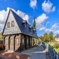 Umgebinde-Ferienhaus Sissi mit 2 Saunen und 2x Whirlpool, Za ...