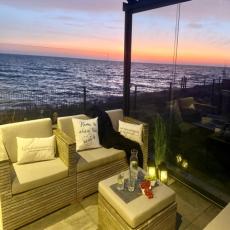 Erste Reihe am Wasser - mit Zaun - Premium-Chalet 'First Lin ...