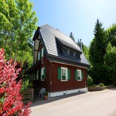 Freistehendes Ferienhaus im Schwarzwald direkt am Bach