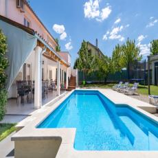  Villa mit Pool in Zentralistrien
