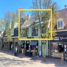 Domburghome Ooststraat 4, in Centrum mit private Parkplatz