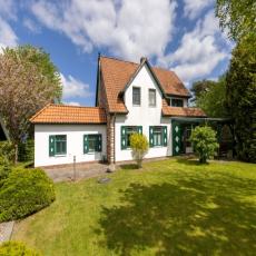 Ferienhaus Rügenbrise – Hundeurlaub am Wasser mit Seeblic ...