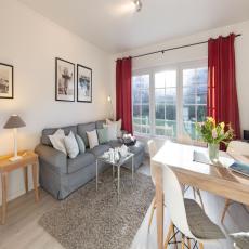Familienfreundliches Appartement mit Terrasse und Strandkorb