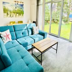 Modernes Ferienhaus für bis zu 11 Personen mit großem Gart ...