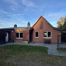 Ferienhaus in Alleinlage komplett eingezäunt