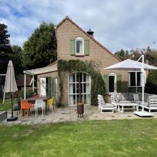 Geräumiges Ferienhaus für die ganze Familie mit großem Ga ...