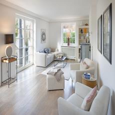 Modernes Feriendoppelhaus für 6 Personen mit Kamin & Garten